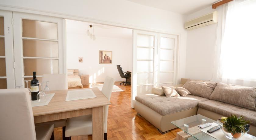Apartments City Hall Belgrado Habitación foto